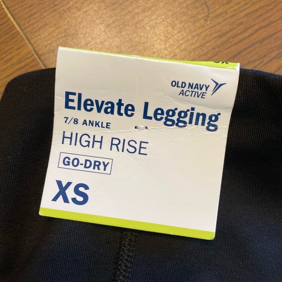 Old Navy Women’s Leggings - Picture 5 of 5